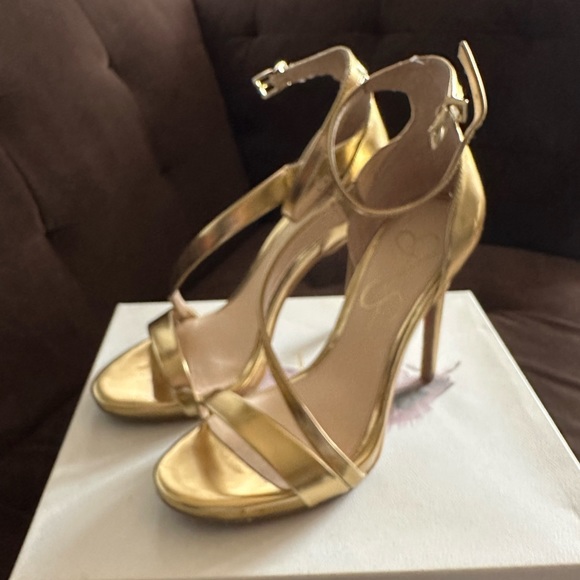 Jessica Simpson Metallic Gold Stilettos - Picture 2 of 4